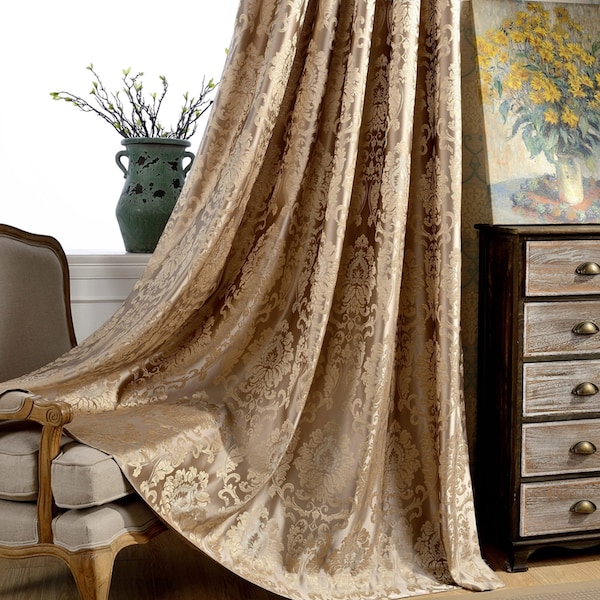 Une paire de rideaux damassés fabriqués sur commande. Panneau de rideau en tissu de luxe en tissu de mélange de polyester damassé jacquard dense