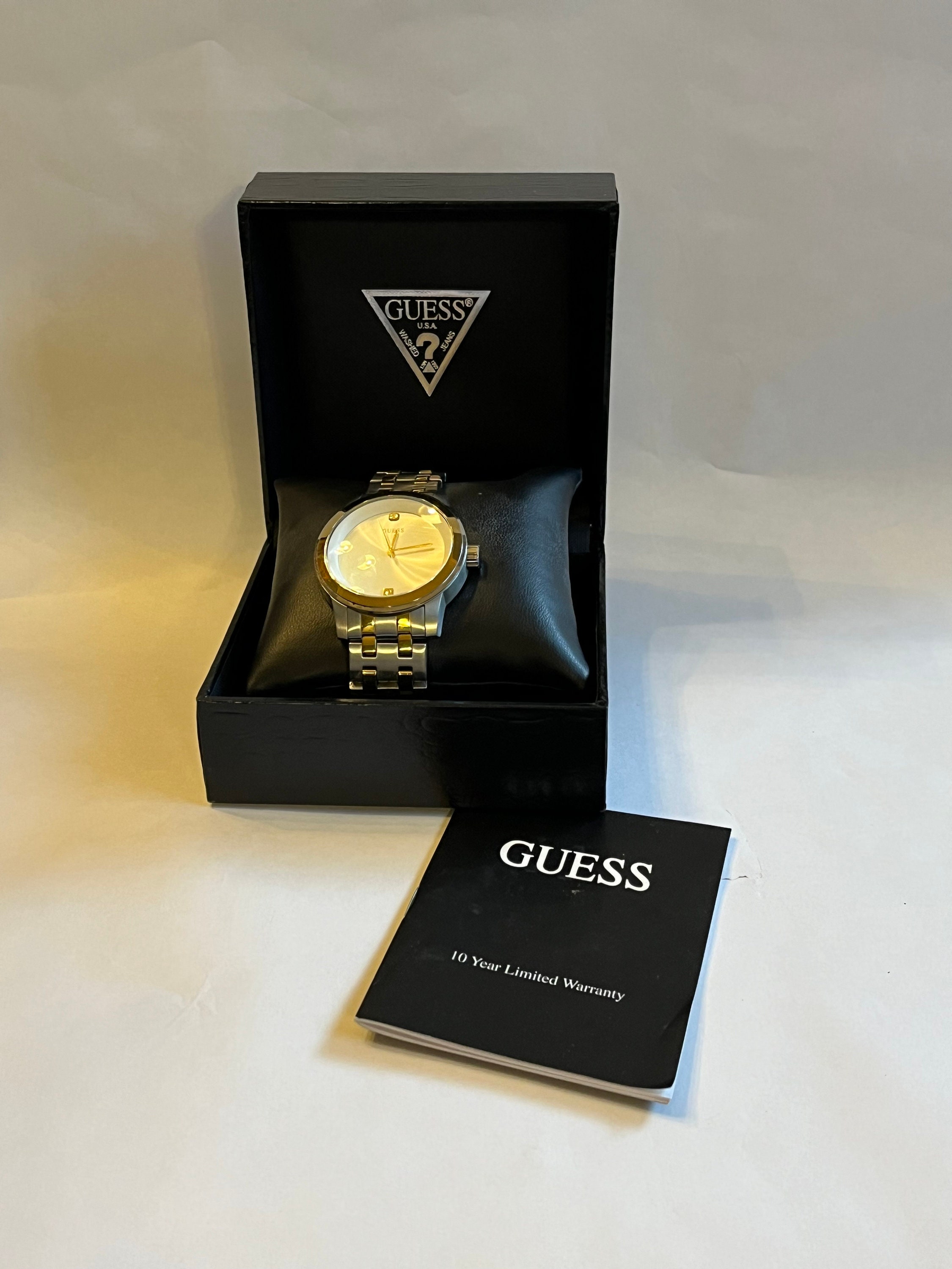 Guess Men display picture 1