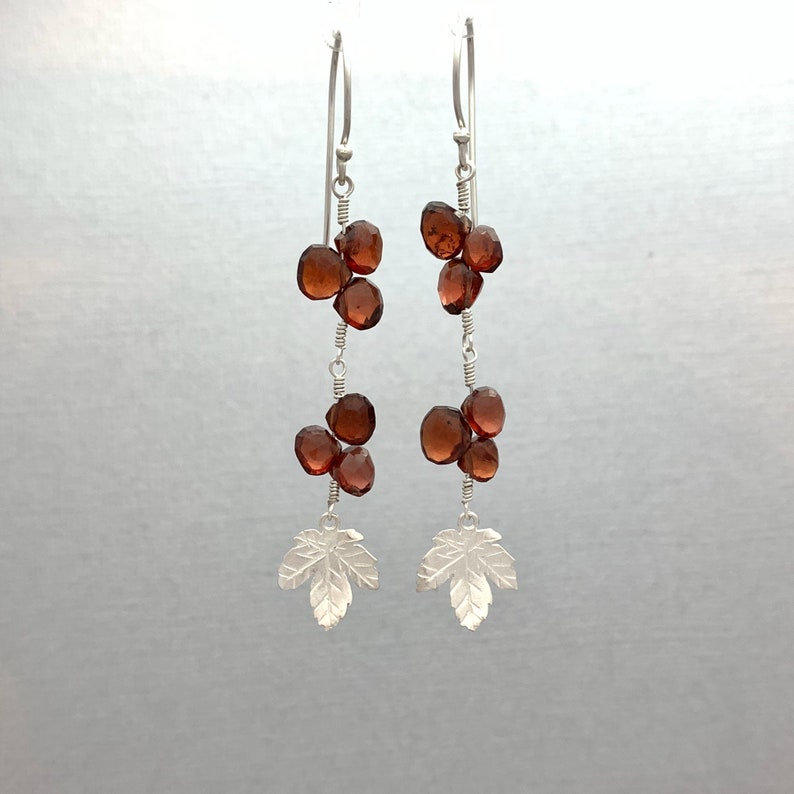 Garnet & Maple Leaf Silver Earrings image 10