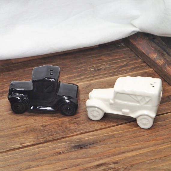 Vintage Salt And Pepper Shakers Ceramic Cars Old Car Black Etsy