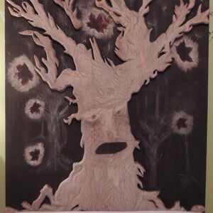 Weirwood Heart Tree timber bed headboard/wall hanging Hand carved Game of Thrones piece. image 2