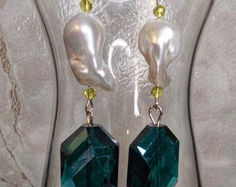 Flameball Pearl and Big Crystal Earrings