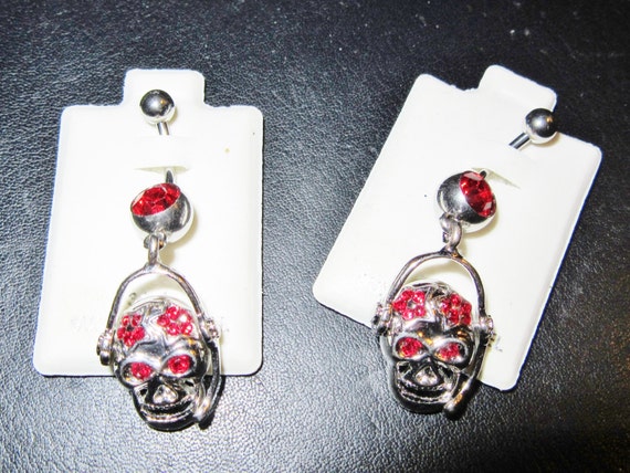 Silver 3  skull crystal belly ring navel hallowee… - image 1