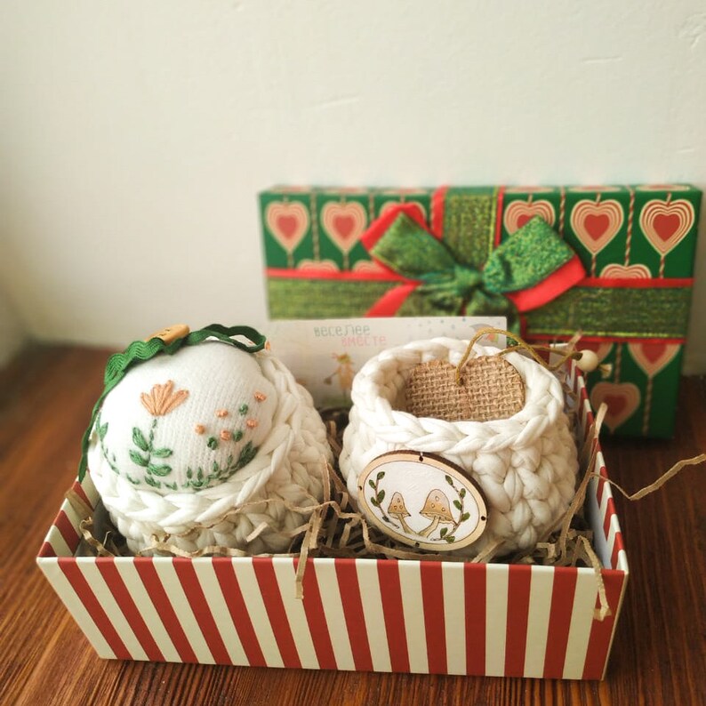 Cottagecore Gift Box Embroidery Pincushion Small Basket Etsy