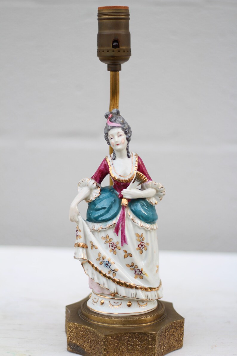 A Pair of Vintage Figurine Lamps / Victorian Lamps / Vintage Etsy