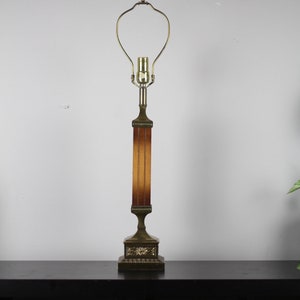 Tall Vintage Wood and Brass Table lamp / Lighting / Vintage Home Decoration