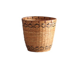 Vintage Wicker Basket / Rattan Bamboo Basket / Boho Decoration / Vintage Home Decoration