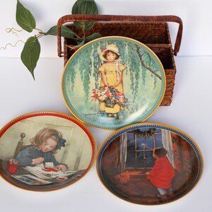 3 of Edwin M. Knowles Limited Edition / Easter / Valentine&#39;s Day / Christmas / Set of 3