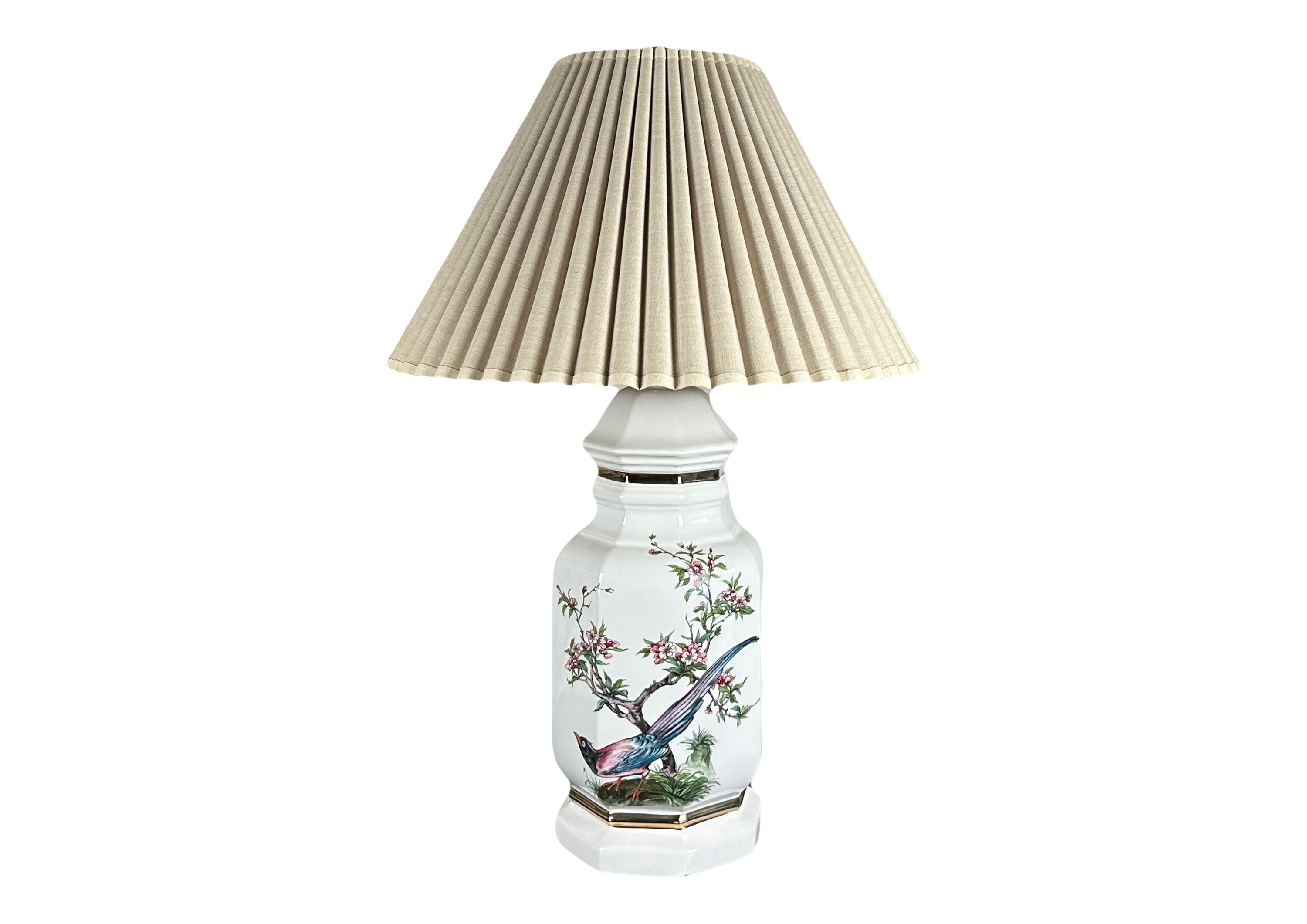 Vintage Asian Chinoiserie Ceramic Ginger Jar Table Lamp / Floral and Bird lamp / Lighting / Vintage Home Decoration