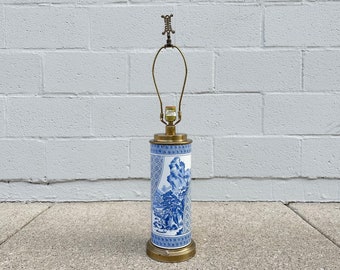 Vintage White and Blue Porcelain Chinoiserie Lamp / Asian Porcelain Lamp / Vintage Home Decoration