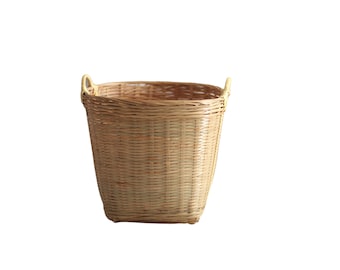 Vintage Wicker Basket / Rattan Bamboo Basket / Boho Decoration / Vintage Home Decoration