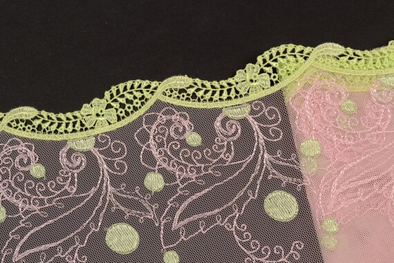 Lace on Tulle, Guipure Lace, Lace Trim 1949. - Etsy Israel
