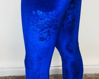 blue velvet leggings outfit