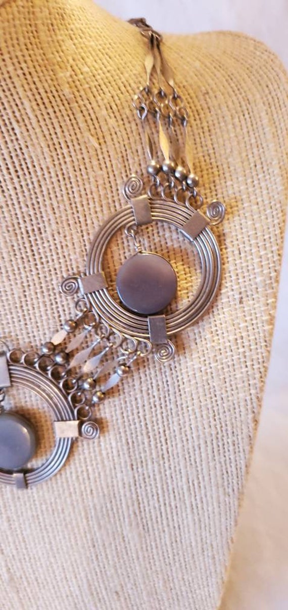 Southwestern silver vintage necklace - image 10
