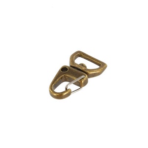C5240 1/2&quot; Antique Brass, Swivel Lever Snap, Flat Base, Solid Brass-LL