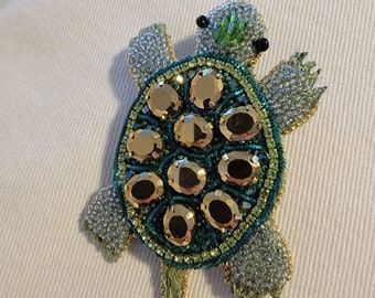 Handcrafted turtle brooch