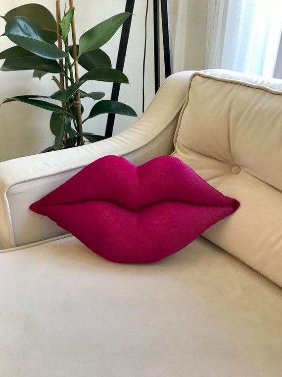 Lips Basic Pillow Decorative Pillows Home & Living