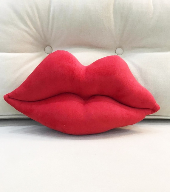 red lips cushion