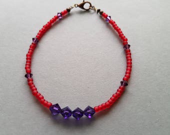 Crystal swarovski red/purple; friendship bracelet red/purple; beaded bracelet.