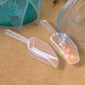 Candy Scoop Set - Package of 12 Shiny Gold Plastic Scoops for Wedding and  Party Candy Buffets