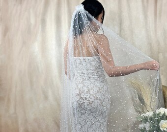 Timeless Wedding Veil with Pearls on soft tulle, cathedral pearl veil, White Pearls Chapel veil, scattered pearl veil, Single Tier Veil