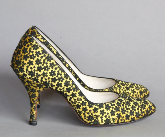 50's Mr. Marty Custom Satin Embroidered Pumps | 7 - image 2