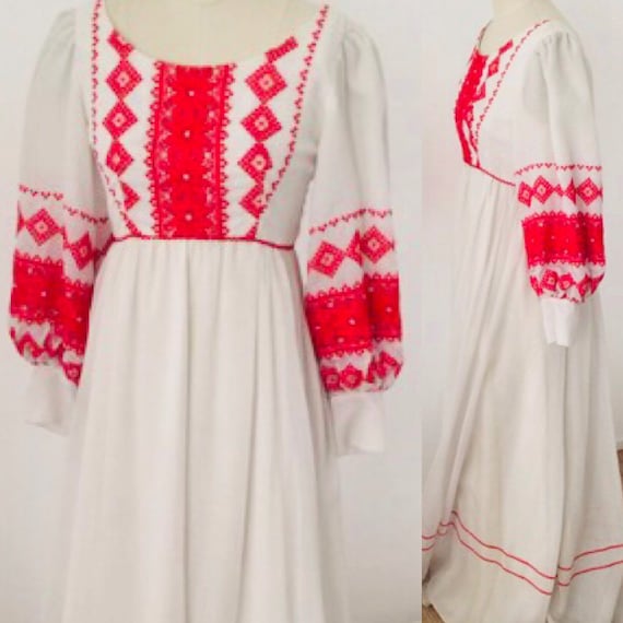 70's Hungarian Embroidered Peasant Dress l M