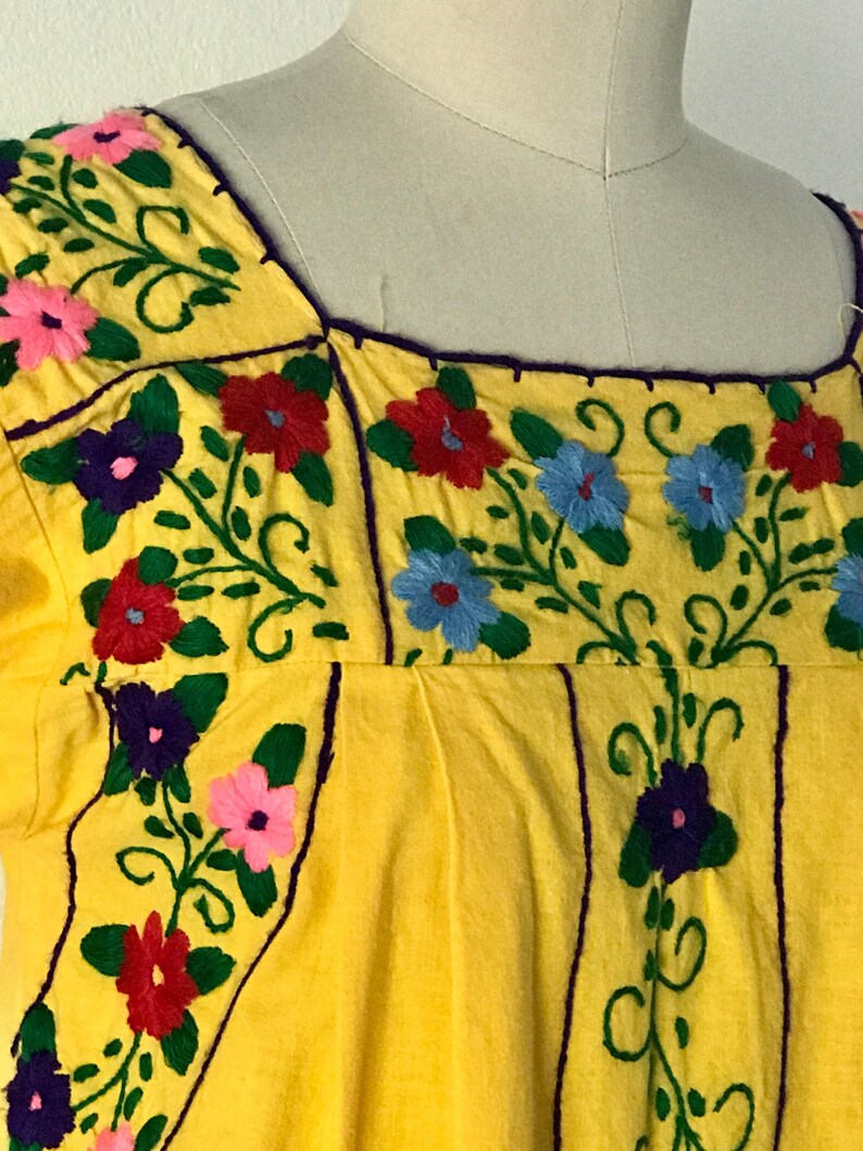 Vintage Cotton Embroidered Oxcata Mexican Dress S image 3