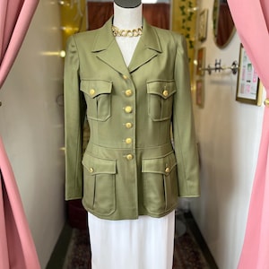 CHANEL オリーブグリーン ジャケット訳あり正規品 Chanel Green Jacket - Etsy