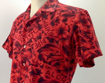 1960's Hawaiian Shirt - All Cotton - Patch Pocket - Aloha - Waikiki Beach - Surfers - Hibiscus - Men's Size Medium