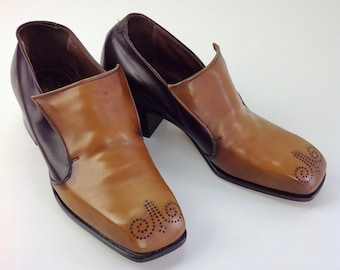 1960&#39;s Two-Tone Slip-On Shoes / Decorated Perforations / STETSON Brand / Vintage Dead Stock / Men&#39;s Size 6