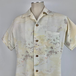 1940's Hawaiian Shirt - IOLANI Label - Soft Rayon Crepe - Light Pastel Colors - Bamboo Leaves - Loop Collar - Coconut Buttons - Size Medium