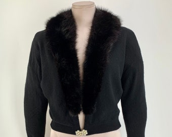 1950's Cashmere Sweater with Mink Collar - 100% Pure Cashmere - PRINGLE Made in Scotland - Women's 36 - Tailored Small to Medium