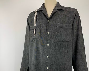 RARE>> 1950's Rayon Flannel - Embroidered Detail Through the Pocket - SPIRE of California - Gray Flannel - Loop Collar - Men's Size Medium