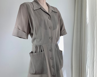 1940's-50's Rayon Dress in Gray - Pin Tucking Details - Cloth Covered Buttons - Shoulder Pads - Women's Size Large - 32 Inch Waist 44 Bust