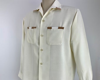 1950's Rayon Shirt - PENNEY'S TOWNCRAFT - Pale Yellow with Two Tone Pocket & Collar Detail - Patch Pockets - Loop Collar - Size Large