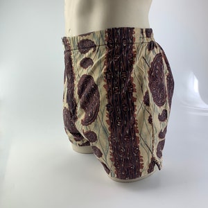 1950&#39;s Early 60&#39;S Swim Trunks - All Cotton Printed Paisley - Double Button & Zipper Closure - Jock Lining - Coin Pocket - Men&#39;s Size Medium