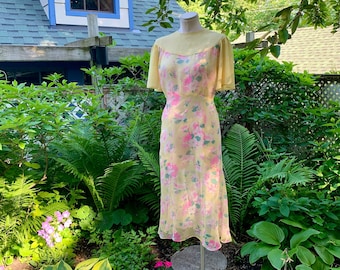 1920&#39;s-30&#39;s Sheer Silk Georgette Dress - Soft Yellow - Bias Cut - Flared Sleeves - Flouncy Tulip Shaped Skirt - Size SMALL