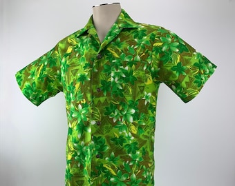 1960's Hawaiian Shirt - All Polished Cotton Fabric - Green Orchids - Metal Buttons - Loop Collar - Men's Size Small