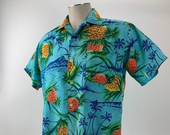 1950's Hawaiian - SOUTH PACIFIC Label - Hand Screen Printed Rayon - Loop Collar - Pineapples & Palm Trees - Men's Size Medium