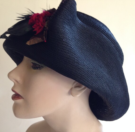 Authentic Vintage Cloche' Hat - Circa 1910 to 192… - image 3