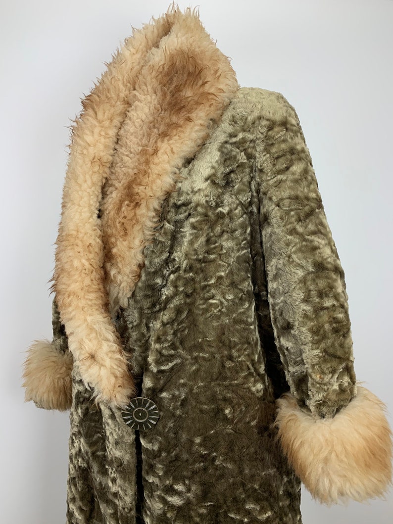 Rare Find 1920's Faux Fur Coat with Natural Fur Trim Cocoon Fur Wrapped Great Gatsby Size Small plus some image 5