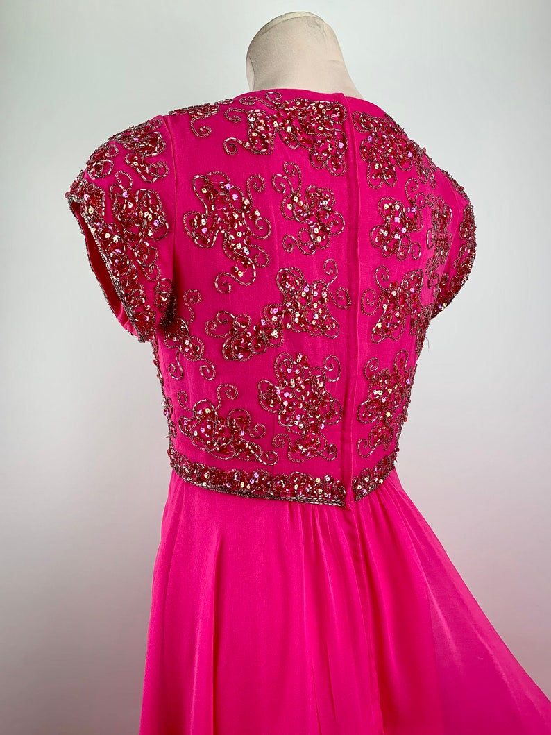 1960'S Goddess Dress Hot Pink Silk Chiffon Iridescent Seqiuns & Beadwork Helen Bass for HAROLD Medium 画像 6