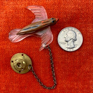 1930'S Bird Lapel Pin Carved Lucite & Painted Carved Wood Snap Button Back with Decorative Chain image 4