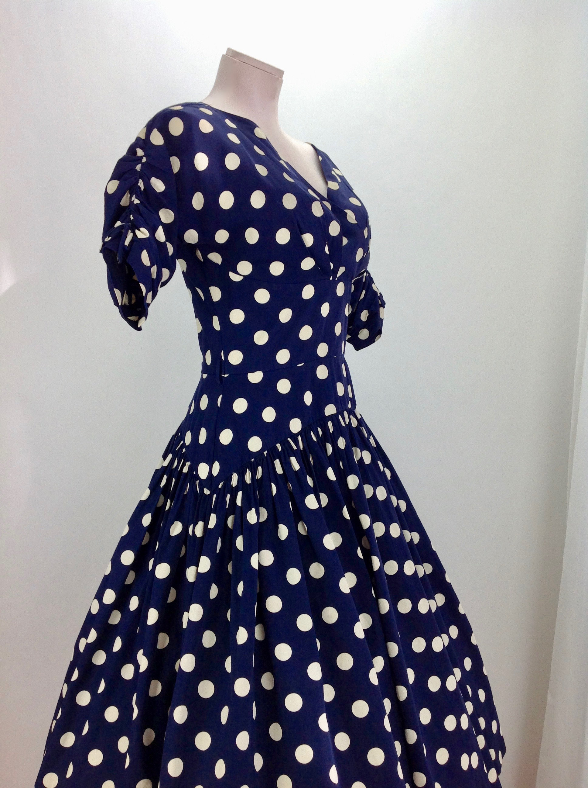【美品・タグ付き】AMERI MANY WAY MIX DOT DRESS Ameri（アメリ）の「MANY WAY MIX DOT DRESS（ワンピース）」 - WEAR