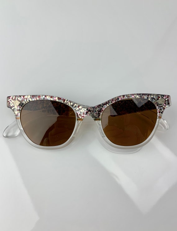 1950'S Cat Eye Sunglasses - Clear Plastic Frames … - image 8