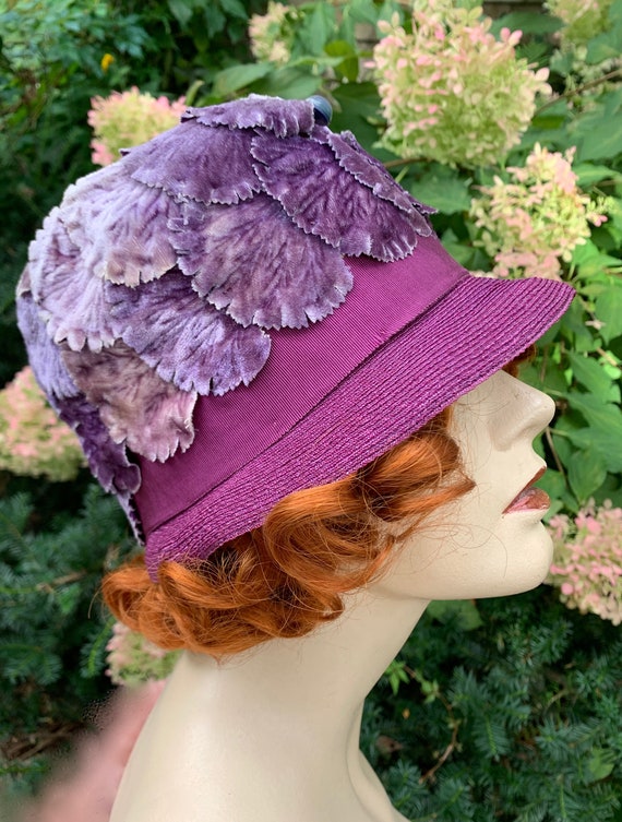 1920's Purple Straw Cloche' - Smokey Purple Velve… - image 5