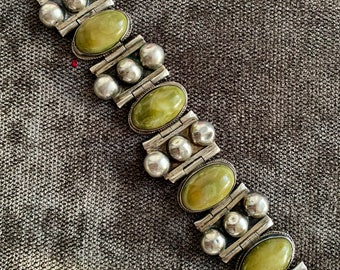 1940'S Chunky Green Onyx Bracelet - Sterling Silver - Made in Mexico - Box Clasp - 7-3/8 Inches Long