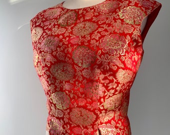 1960'S Asian Sleeveless Top - SILK Brocade  - Fitted Bodice - Satin Lining - Zipper Back - Women's Size SMALL to a Tailored MEDIUM