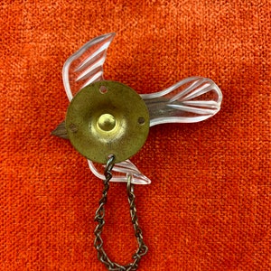 1930'S Bird Lapel Pin Carved Lucite & Painted Carved Wood Snap Button Back with Decorative Chain image 3